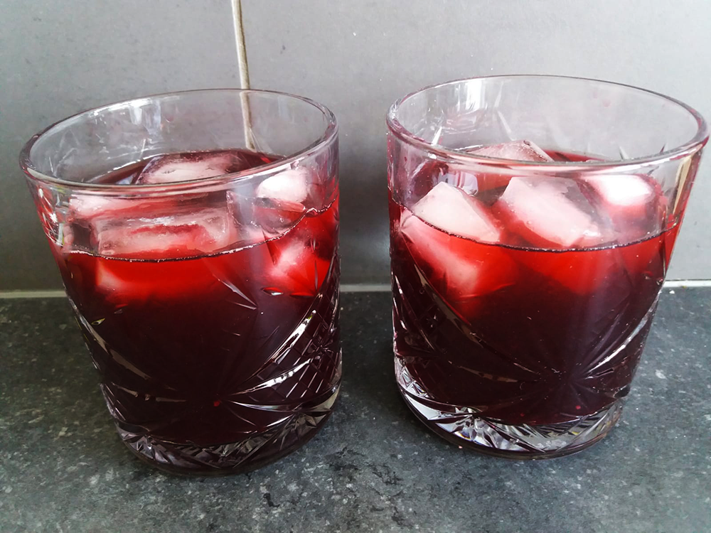 black cherry kiss cocktail