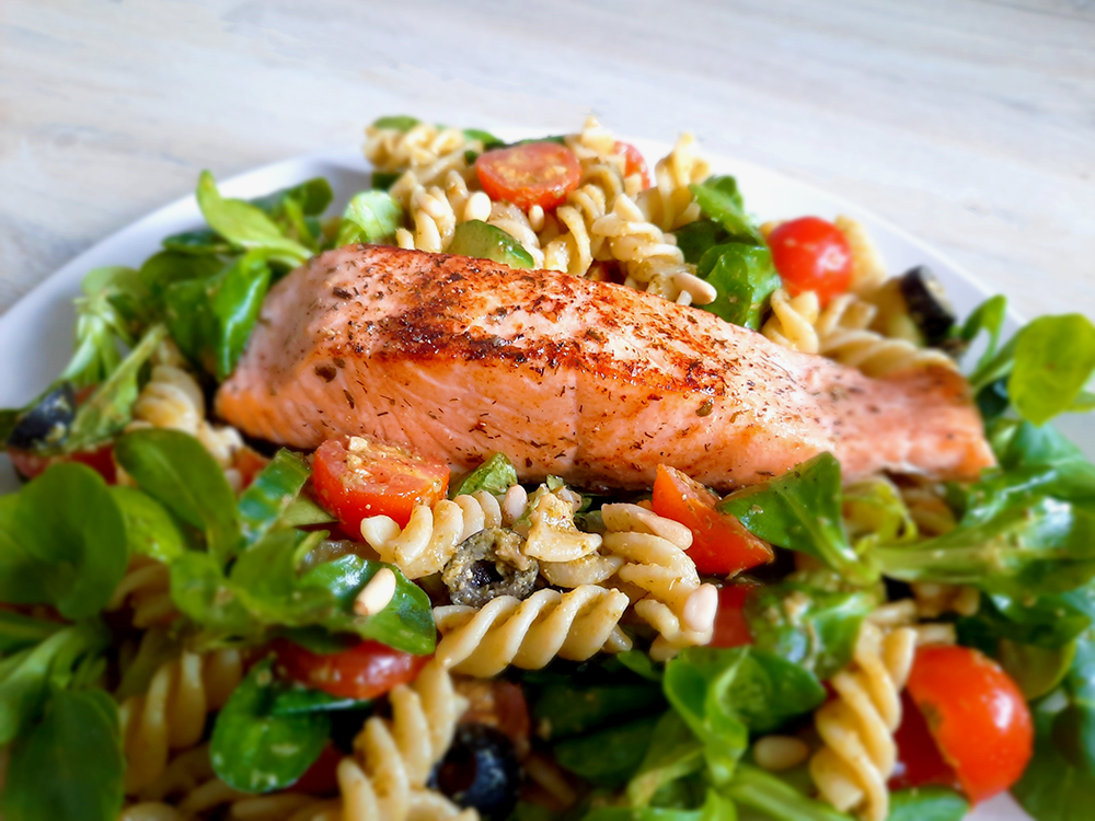 zalm met pastasalade